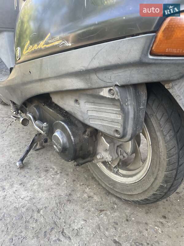 Вантажні моторолери, мотоцикли, скутери, мопеди Honda Lead 50 AF-01 2001 в Горішніх Плавнях