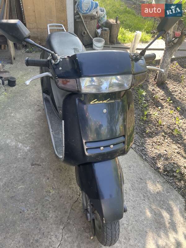 Вантажні моторолери, мотоцикли, скутери, мопеди Honda Lead 50 AF-01 2001 в Горішніх Плавнях