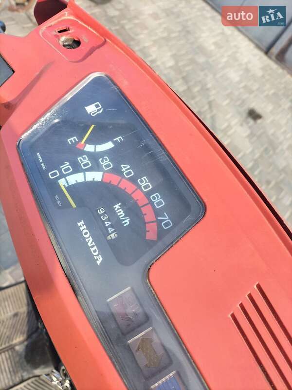 Макси-скутер Honda Lead 50 AF-20 1982 в Николаеве