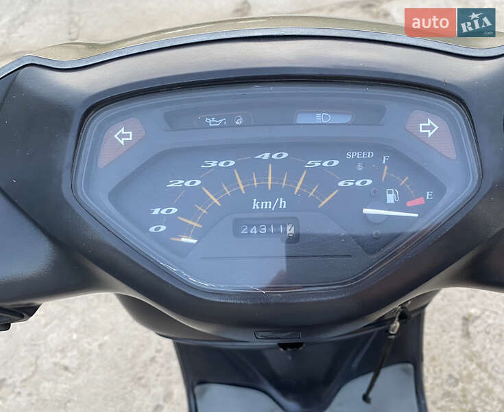 Мопеды Honda Lead 50 AF 48 2000 в Умани
