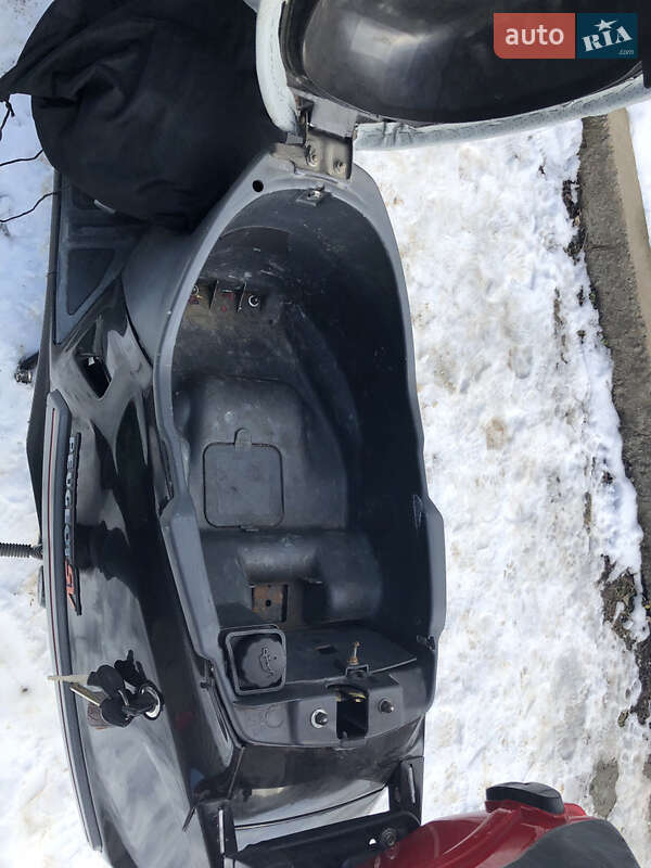 Скутер Honda Lead 90 1997 в Кам'янець-Подільському