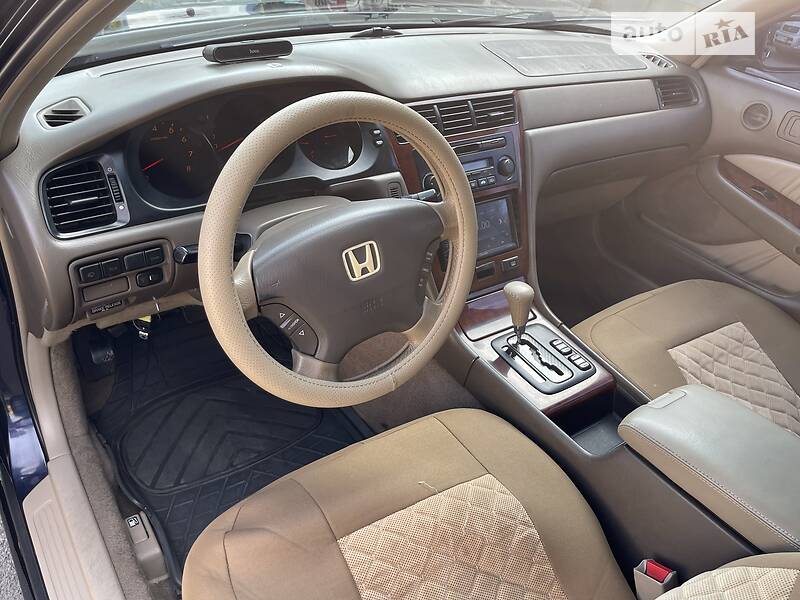 Седан Honda Legend 1999 в Одессе