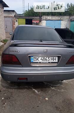 Седан Honda Legend 1996 в Чернівцях