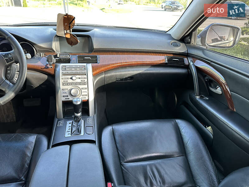 Седан Honda Legend 2006 в Ужгороде