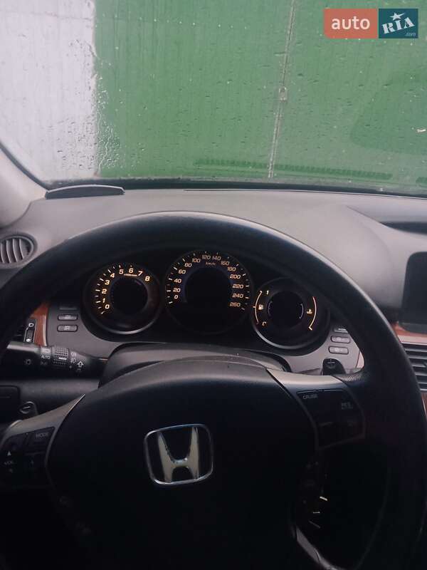 Седан Honda Legend 2006 в Василькові