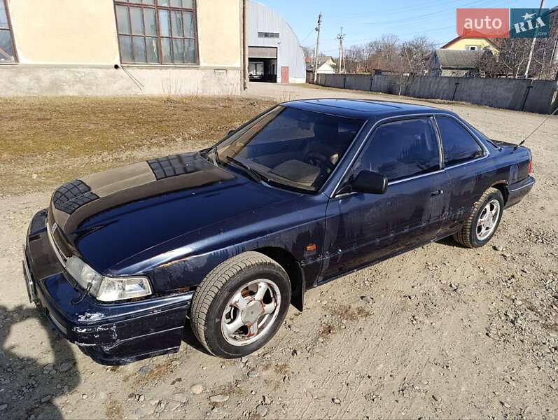 Купе Honda Legend 1991 в Чернівцях