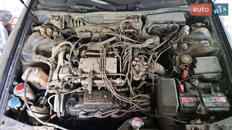 Купе Honda Legend 1991 в Чернівцях