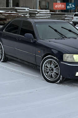 Седан Honda Legend 2000 в Киеве