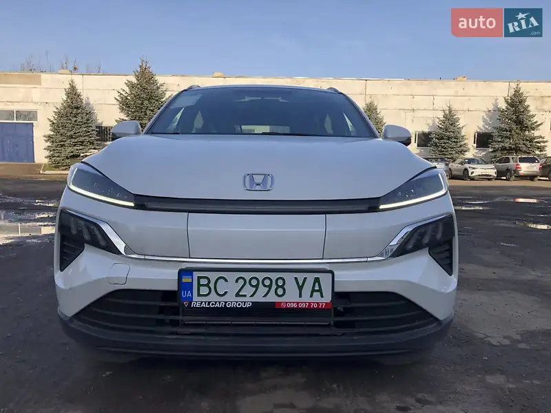 Honda M-NV 2021