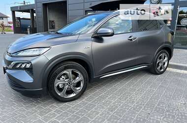 Позашляховик / Кросовер Honda M-NV 2023 в 