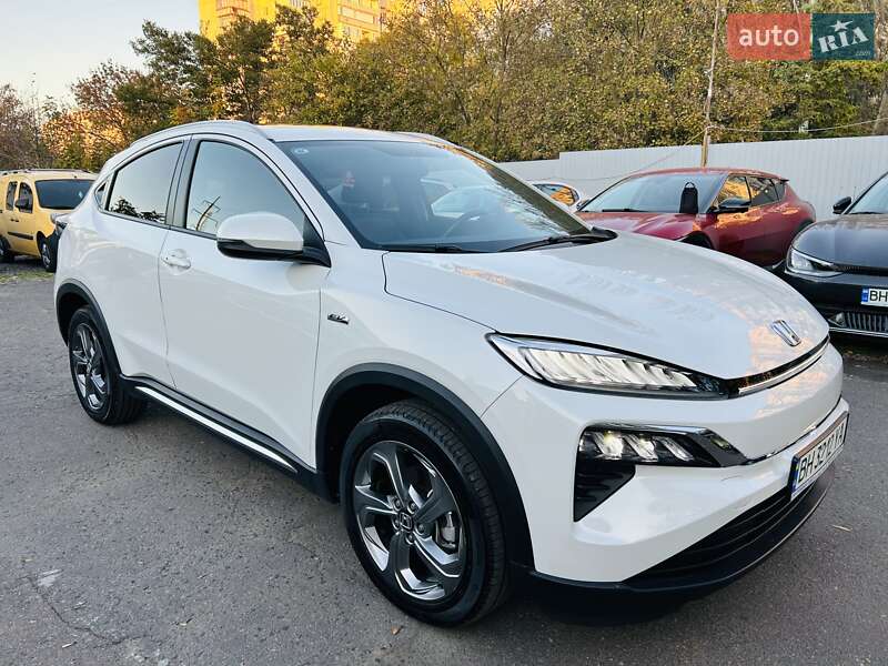 Honda M-NV 2022