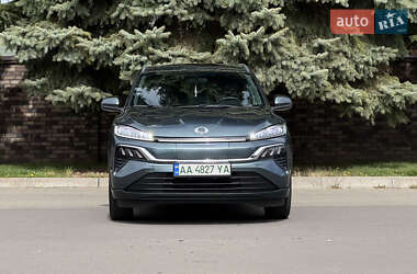 Позашляховик / Кросовер Honda M-NV 2022 в 