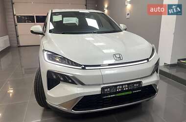Позашляховик / Кросовер Honda M-NV 2024 в 