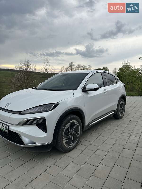 Внедорожник / Кроссовер Honda M-NV 2023 в Дрогобыче