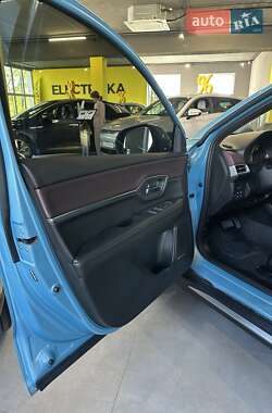 Внедорожник / Кроссовер Honda M-NV 2023 в 