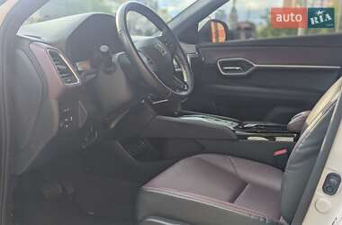 Позашляховик / Кросовер Honda M-NV 2021 в 