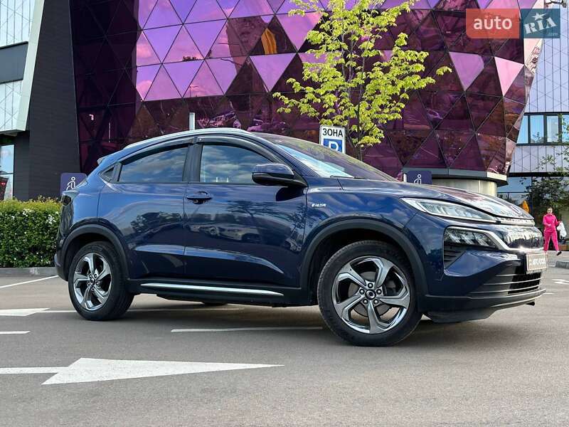 Внедорожник / Кроссовер Honda M-NV 2020 в 