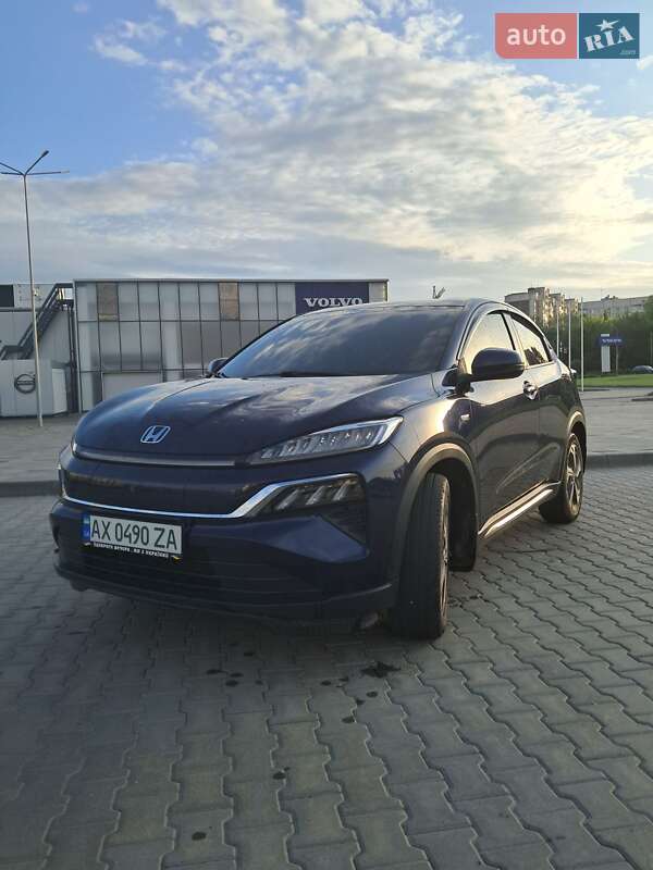 Внедорожник / Кроссовер Honda M-NV 2021 в 