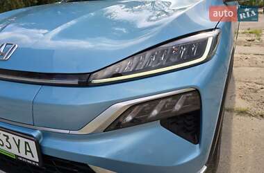 Позашляховик / Кросовер Honda M-NV 2023 в 