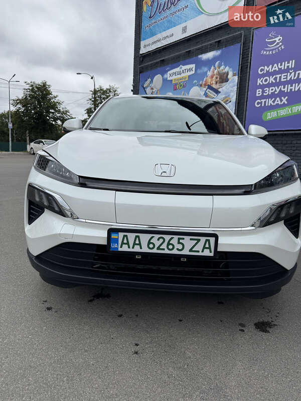 Honda M-NV 2021