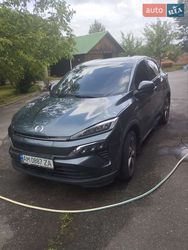 Внедорожник / Кроссовер Honda M-NV 2021 в Бердичеве