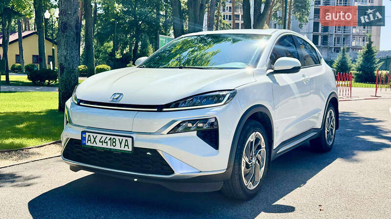 Позашляховик / Кросовер Honda M-NV 2024 в Харкові