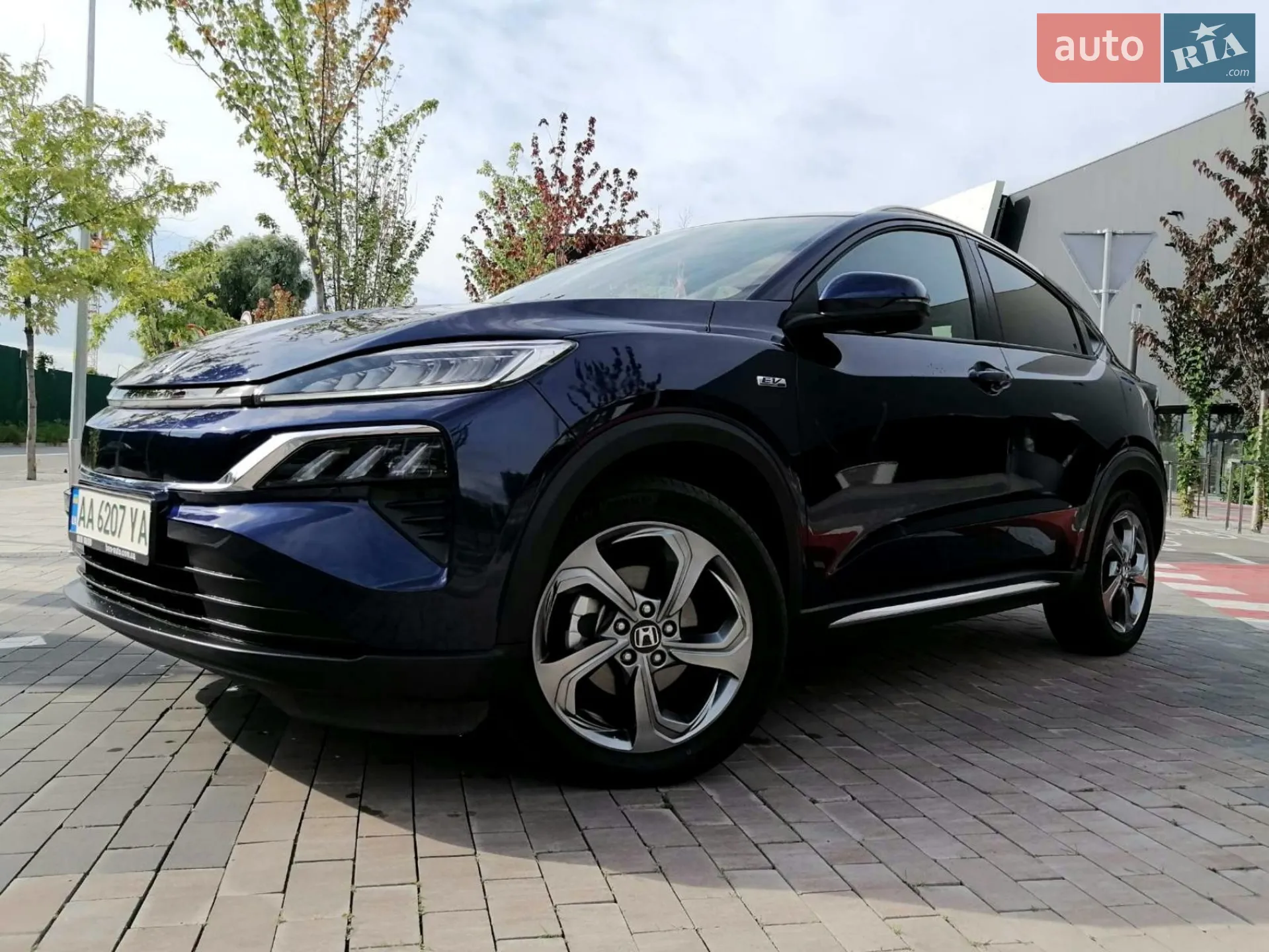 Honda M-NV 2022 VIN LVHDH2875M5000388 фото оголошення 22 з 34