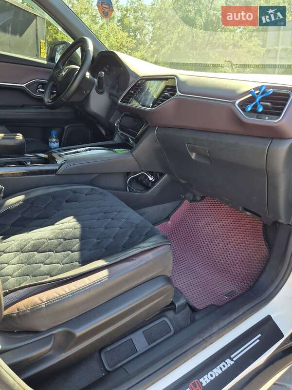 Позашляховик / Кросовер Honda M-NV 2022 в Кам'янському