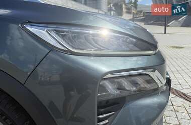 Позашляховик / Кросовер Honda M-NV 2022 в 