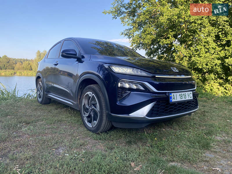 Позашляховик / Кросовер Honda M-NV 2023 в Києві