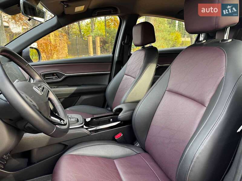 Внедорожник / Кроссовер Honda M-NV 2024 в Киеве