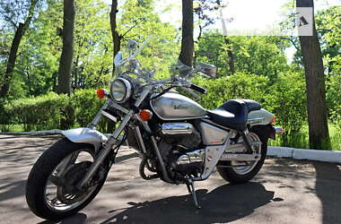 Мотоцикл Круизер Honda Magna 250 2001 в Одессе