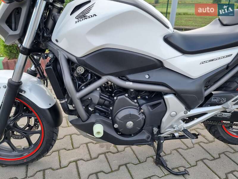 Мотоцикл Багатоцільовий (All-round) Honda NC 700S 2014 в Чернівцях