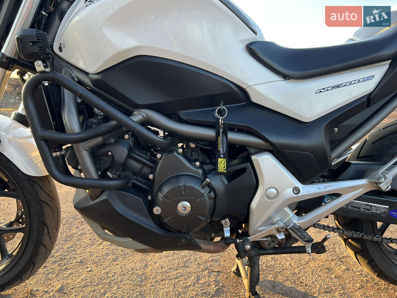 Мотоцикл Без обтекателей (Naked bike) Honda NC 700S 2012 в Чернигове