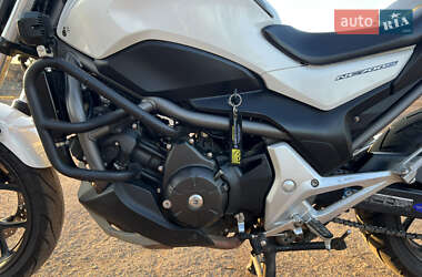 Мотоцикл Без обтекателей (Naked bike) Honda NC 700S 2012 в 