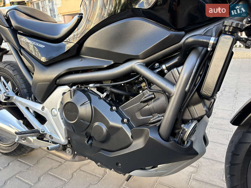 Мотоцикл Туризм Honda NC 700S 2013 в Южному