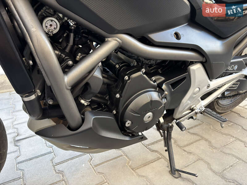 Мотоцикл Туризм Honda NC 700S 2013 в Южному