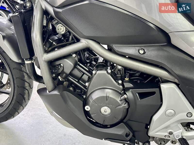 Мотоцикл Без обтекателей (Naked bike) Honda NC 700S 2012 в Хмельницком