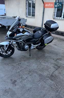 Мотоцикл Туризм Honda NC 700X 2013 в 