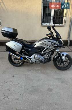 Мотоцикл Туризм Honda NC 700X 2013 в 