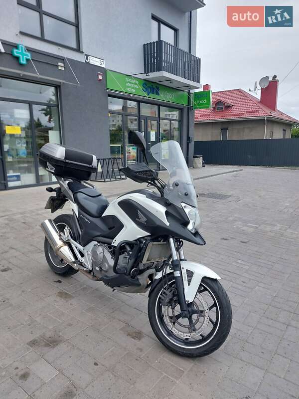 Мотоцикл Многоцелевой (All-round) Honda NC 700X 2012 в Ровно