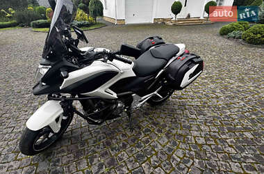 Мотоцикл Спорт-туризм Honda NC 700X 2013 в 