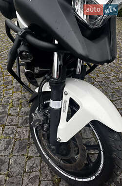 Мотоцикл Спорт-туризм Honda NC 700X 2013 в 