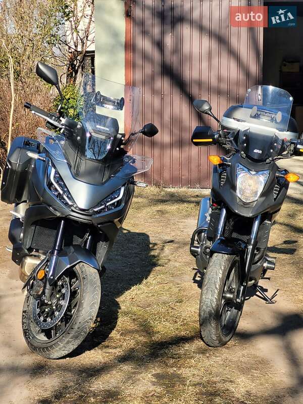 Мотоцикл Многоцелевой (All-round) Honda NC 700X 2012 в Пустомытах