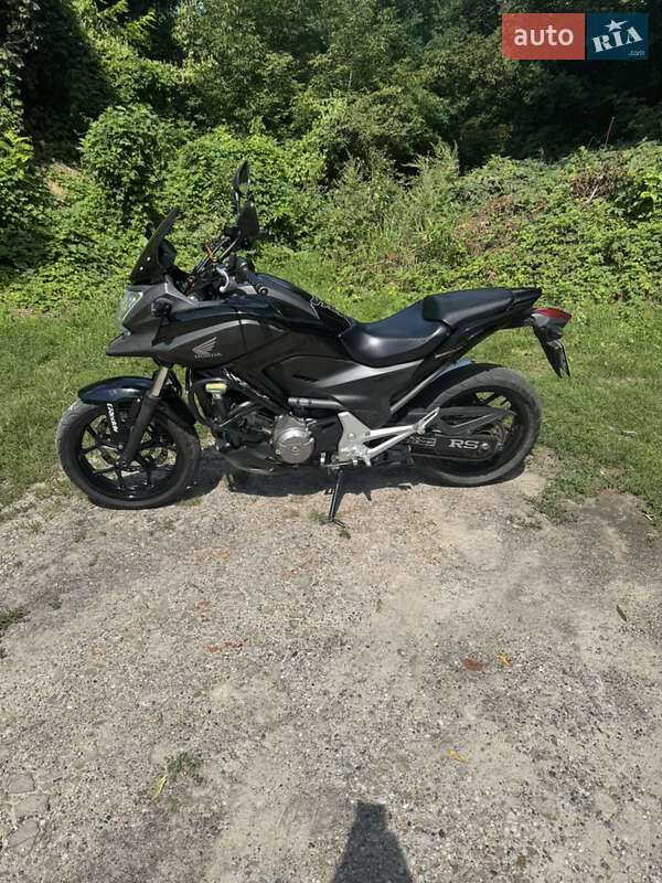 Мотоцикл Классик Honda NC 700X 2016 в Переяславе фото 3 Мотоцикл Классик Honda NC 700X 2016 в Переяславе