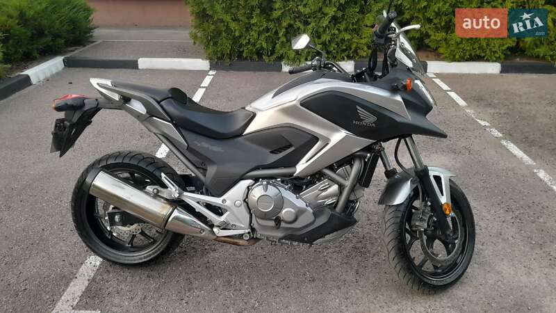 Мотоцикл Спорт-туризм Honda NC 700X 2012 в Песочине