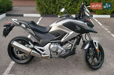 Мотоцикл Спорт-туризм Honda NC 700X 2012 в 