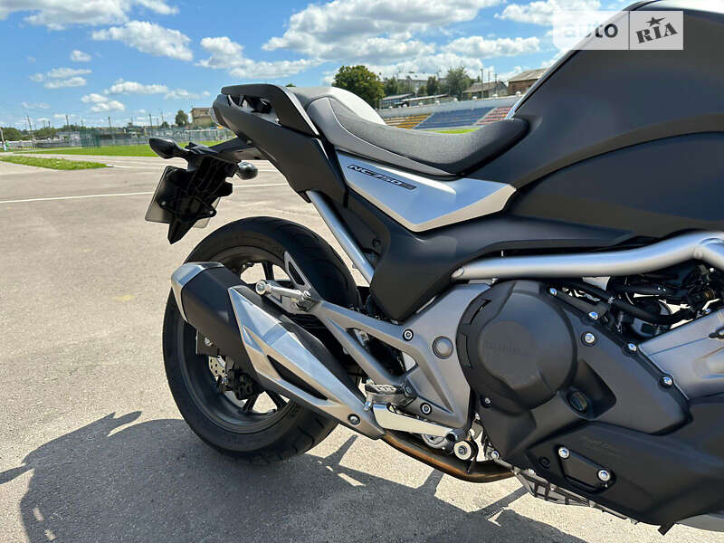 Мотоцикл Без обтікачів (Naked bike) Honda NC 750S 2017 в Чернівцях