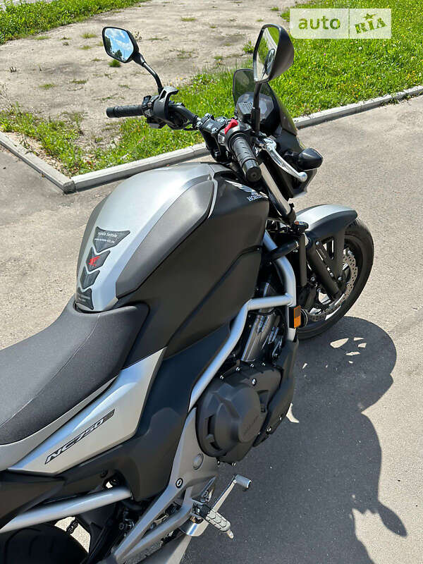 Мотоцикл Без обтікачів (Naked bike) Honda NC 750S 2017 в Чернівцях