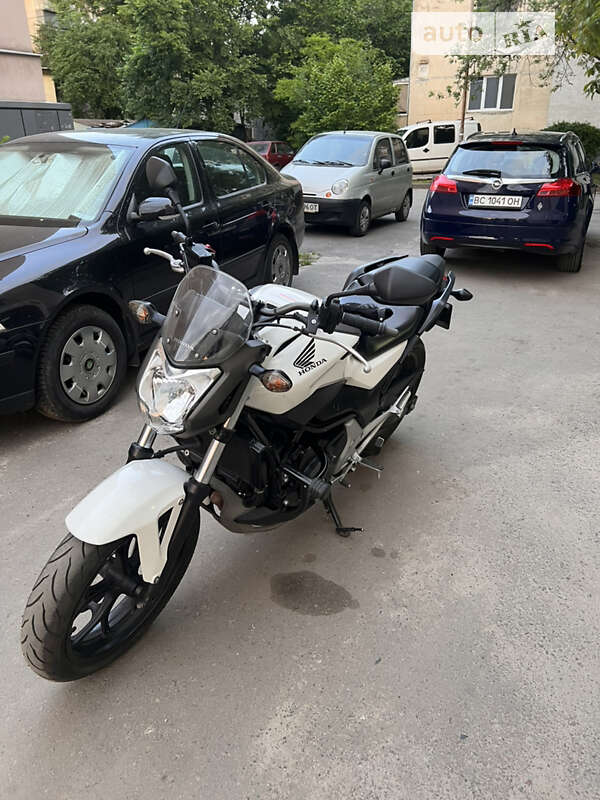 Honda NC 750S 2016 Honda NC 750S 2016